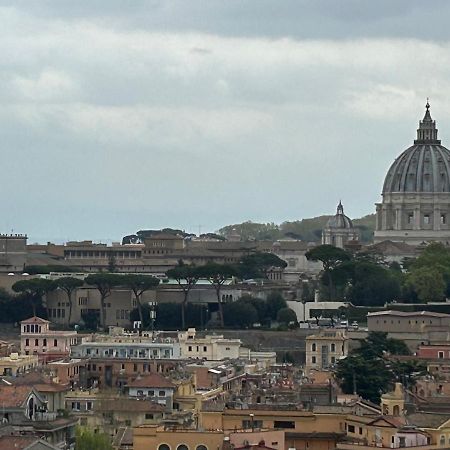 Penthouse Apartment With Terrace Close To Vatican 罗马 外观 照片