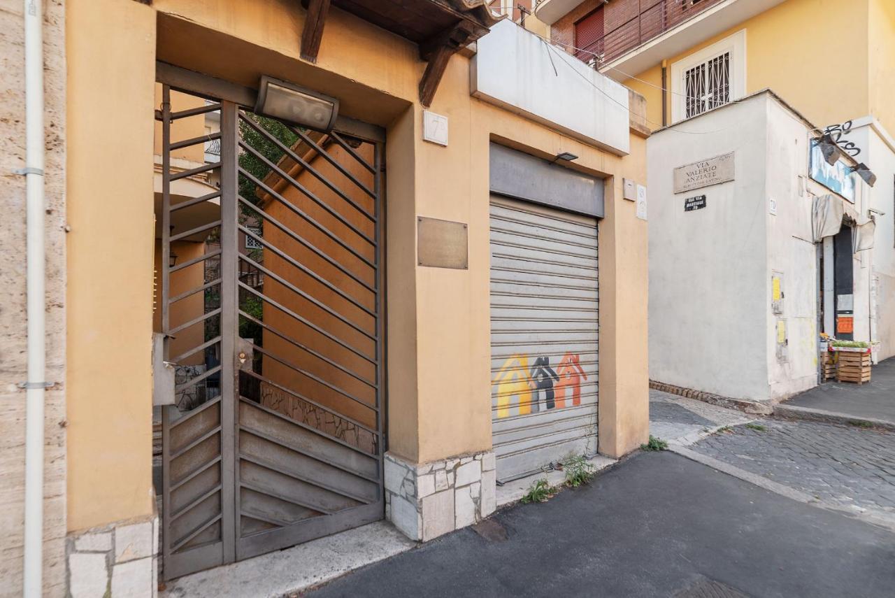Penthouse Apartment With Terrace Close To Vatican 罗马 外观 照片